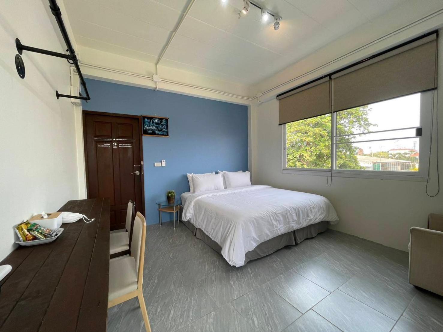 Self Check-In Apartment By Baiput Hometel Ayutthaya Eksteriør bilde